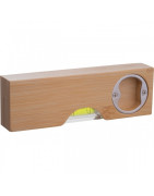 Poziomnica z bambusa z otwieraczem – praktyczny gadżet z logo